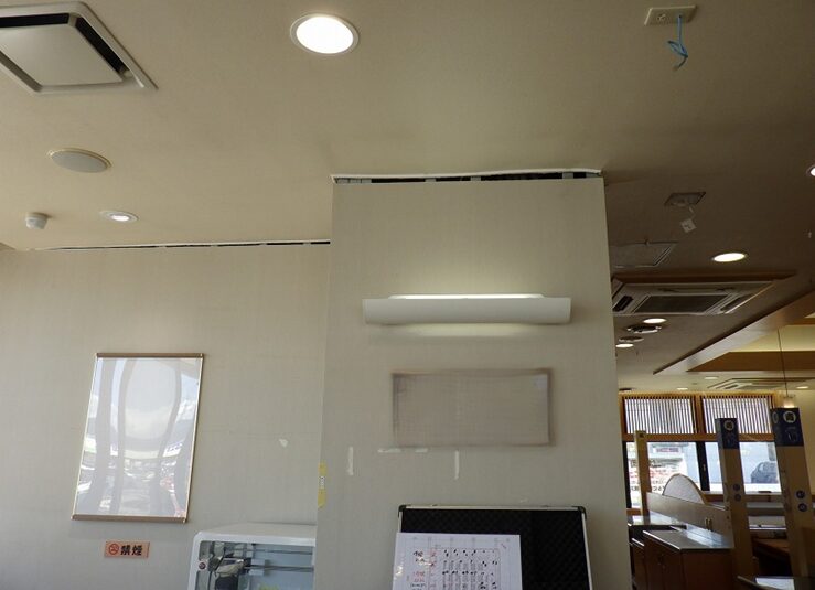 施工前、沈下により天井破断